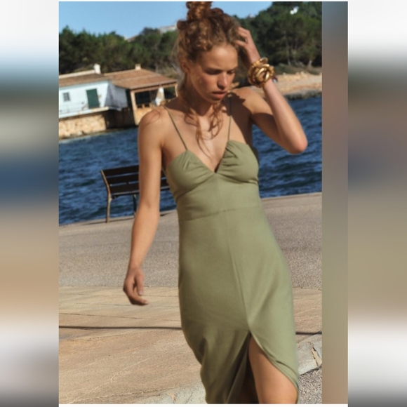 ✨️NWOT Zara Linen Blend Open Back Front Slit Midi Olive Green Dress Small - Picture 1 of 5